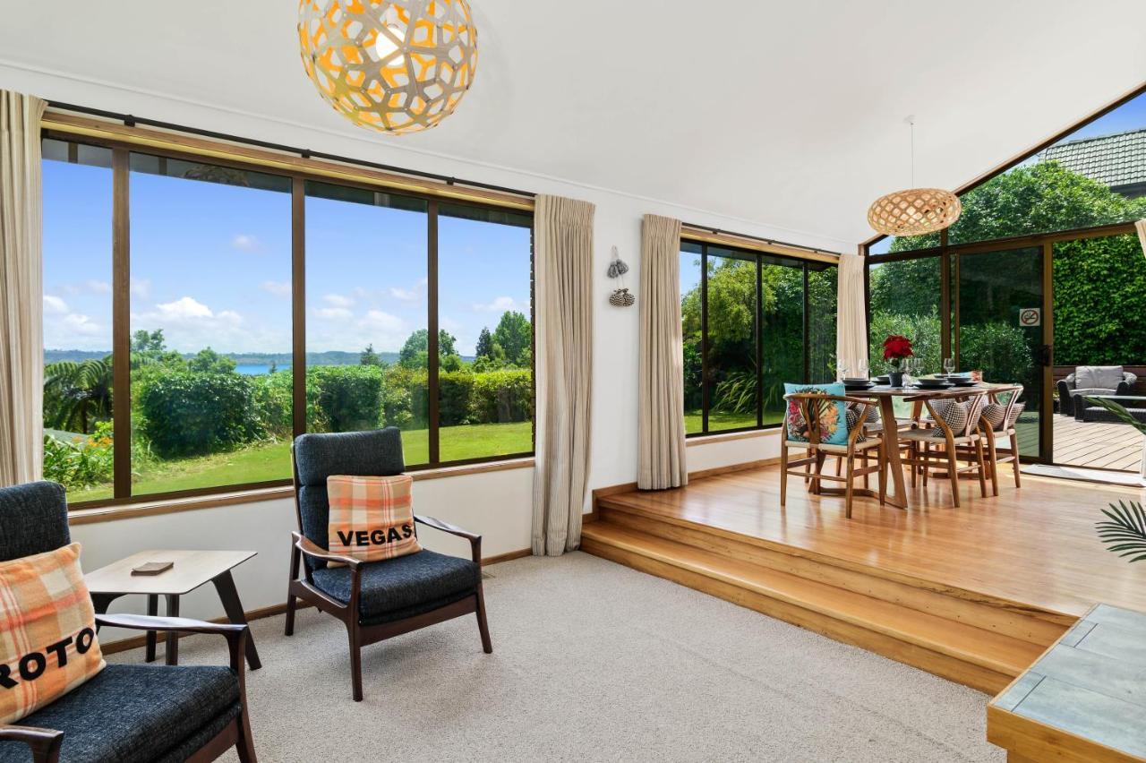 The Bird House - Kawaha Point, Rotorua. Stylish Six Bedroom Home With Space, Views And Relaxed Atmosphere 外观 照片