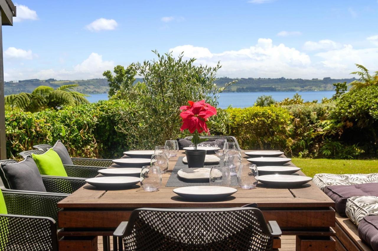 The Bird House - Kawaha Point, Rotorua. Stylish Six Bedroom Home With Space, Views And Relaxed Atmosphere 外观 照片