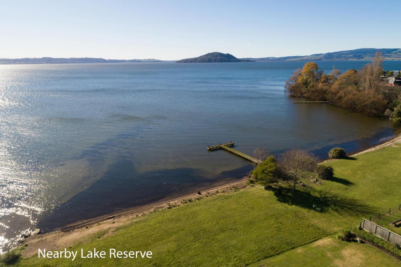 The Bird House - Kawaha Point, Rotorua. Stylish Six Bedroom Home With Space, Views And Relaxed Atmosphere 外观 照片